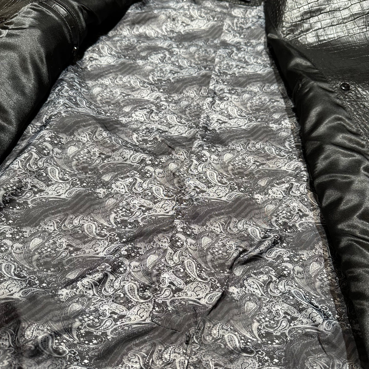 Kashani Black Embossed Alligator Lambskin Leather Trench Coat GHJ - Dudes Boutique