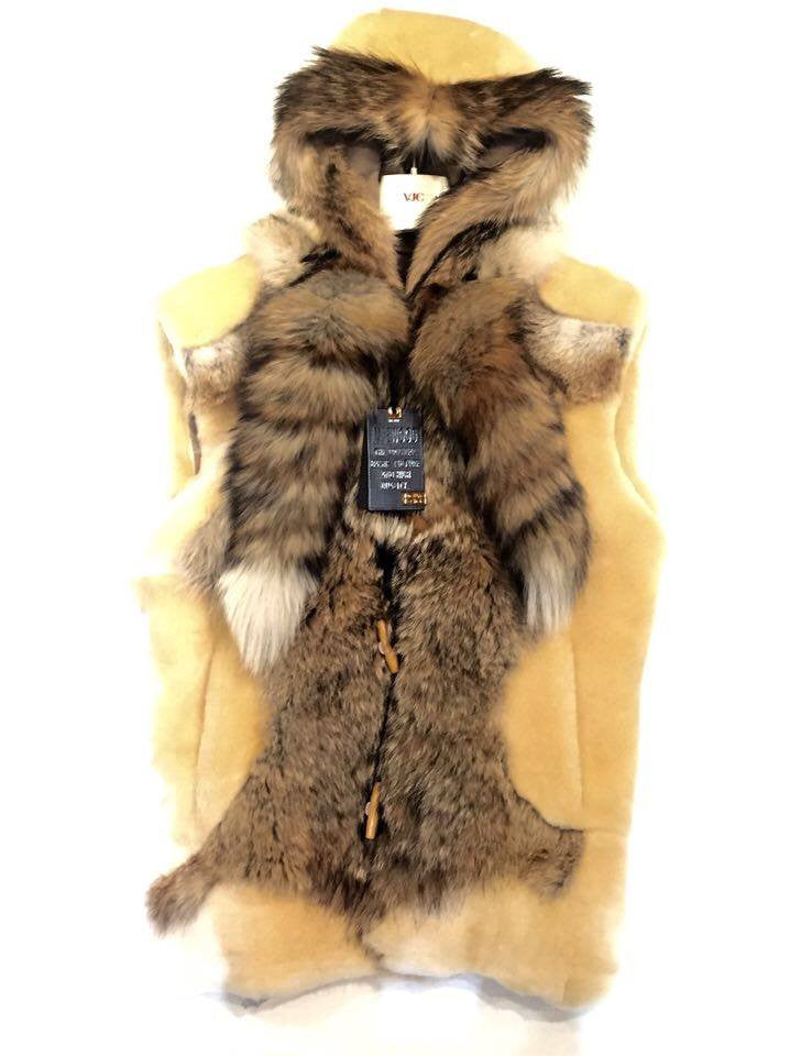 Jakewood Men's Natural Fox Tail Shearling Vest - Dudes Boutique