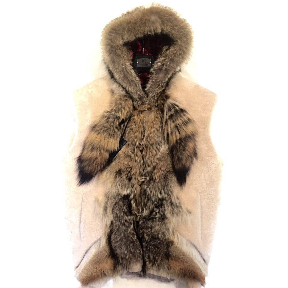 Jakewood Men's Plush Fox Tail Shearling Vest - Dudes Boutique