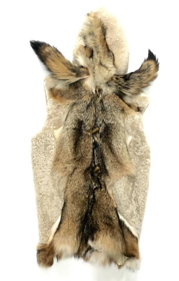 Jakewood Men's Natural Plush Fox Tail Shearling Vest - Dudes Boutique