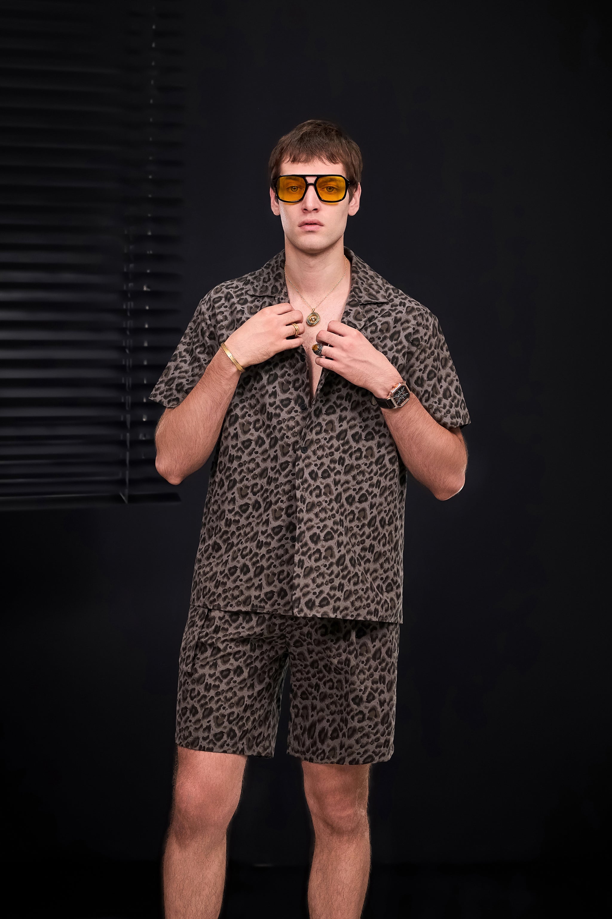 Arden Side-Tab Shorts GREY