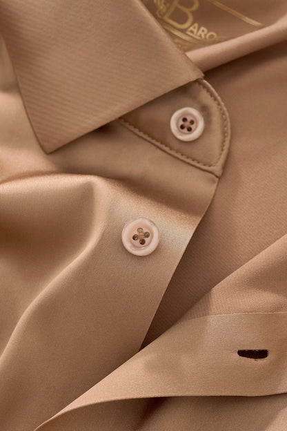 SIGNATURE SATIN STITCHLESS LS Shirt TAUPE