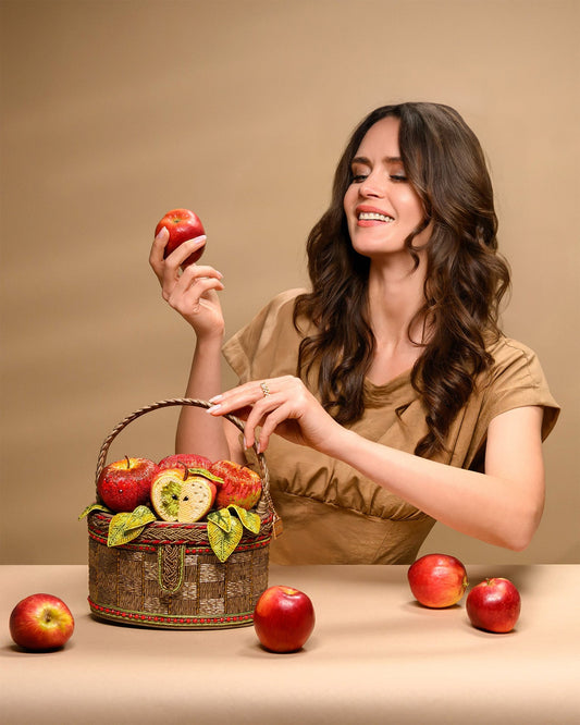 Mary Frances Apple Orchard Top Handle
