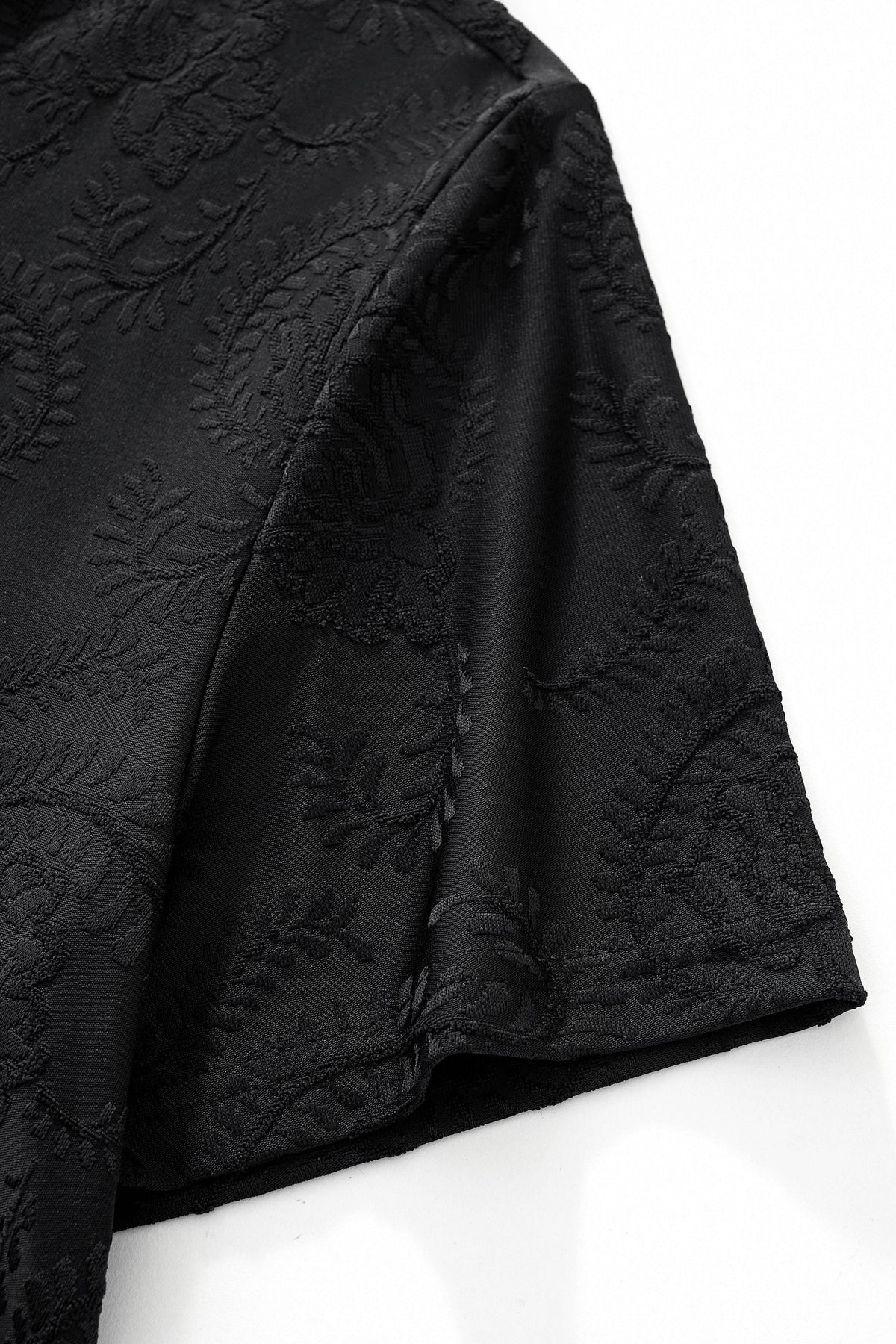 Embossed Paisley Tee – El Baron BLACK