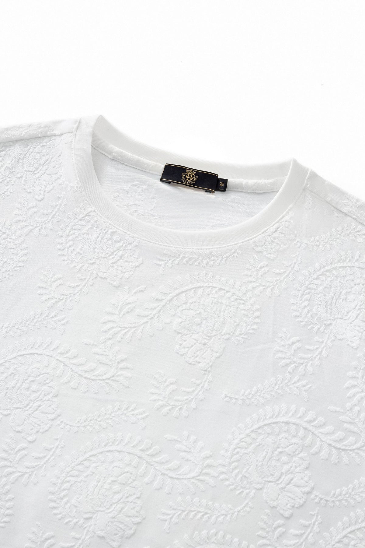 Embossed Paisley Tee – El Baron WHITE