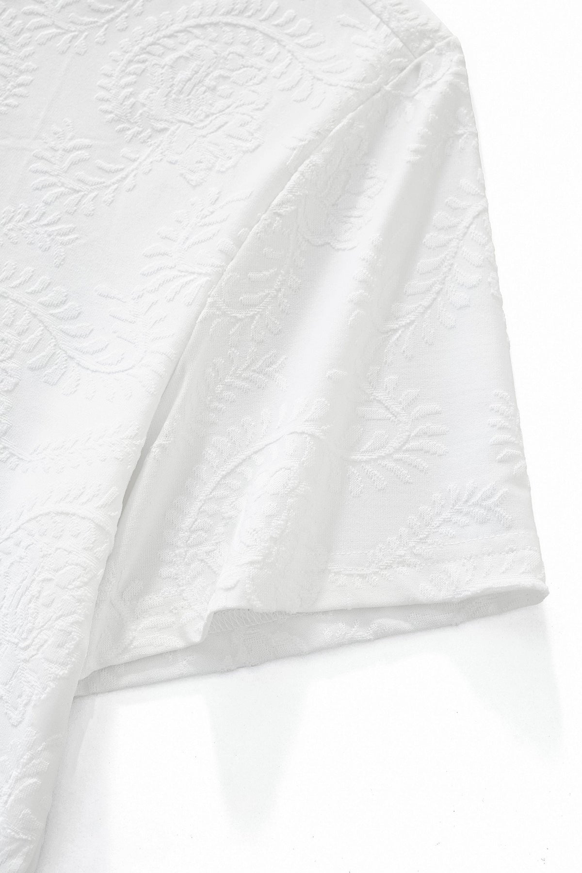 Embossed Paisley Tee – El Baron WHITE