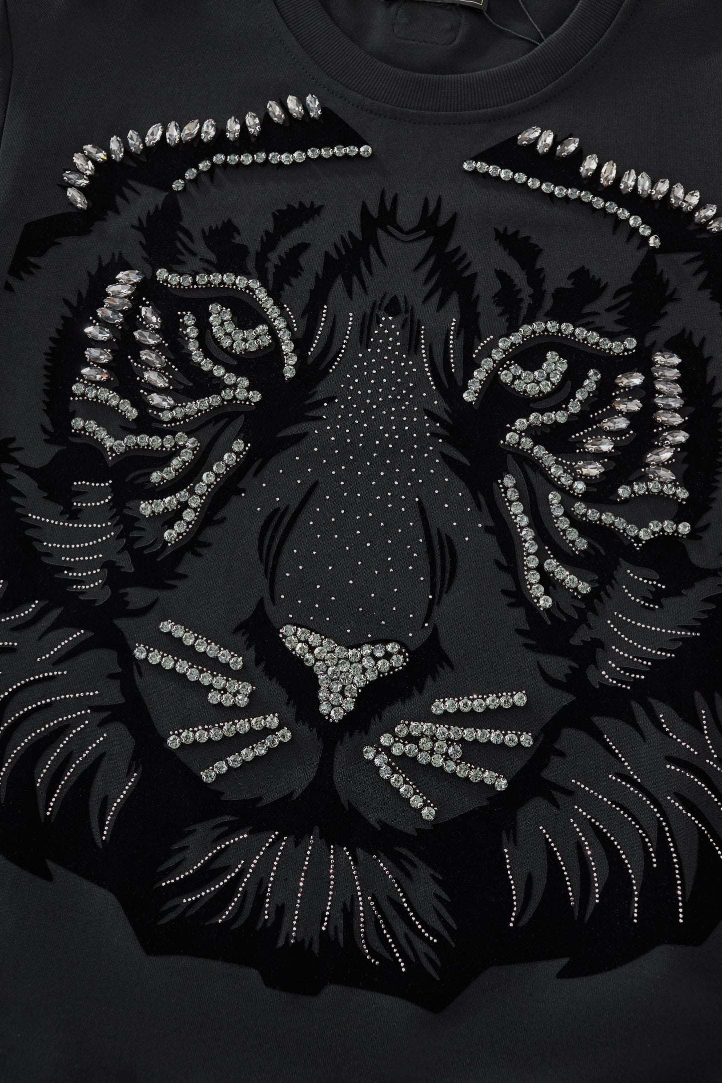 Midnight Roar Deluxe BLACK