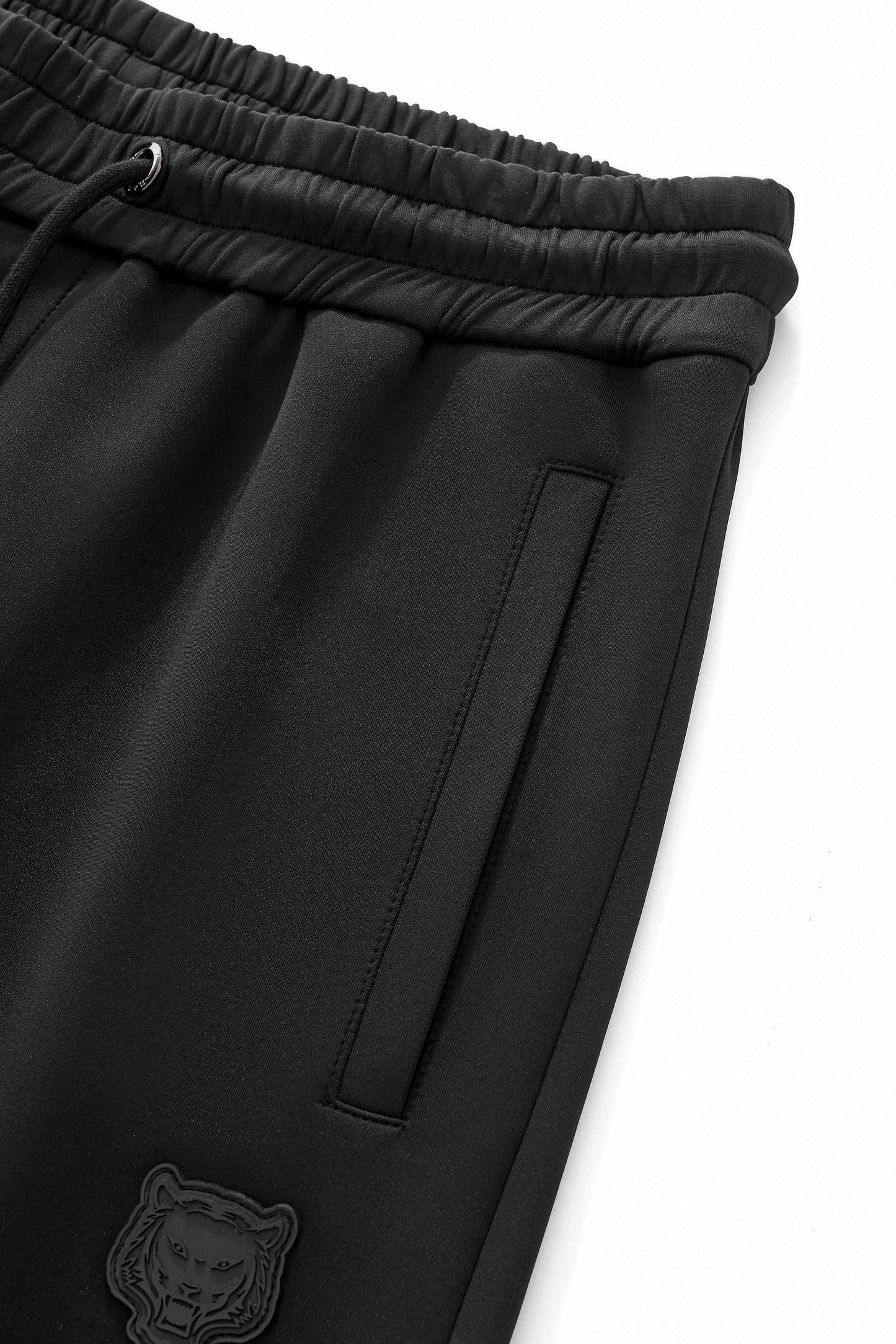 Jetstream Luxe Tracksuit BLACK