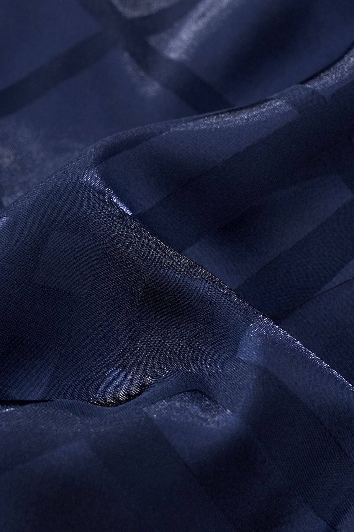 ESSENCE SIGNATURE SUIT NAVY