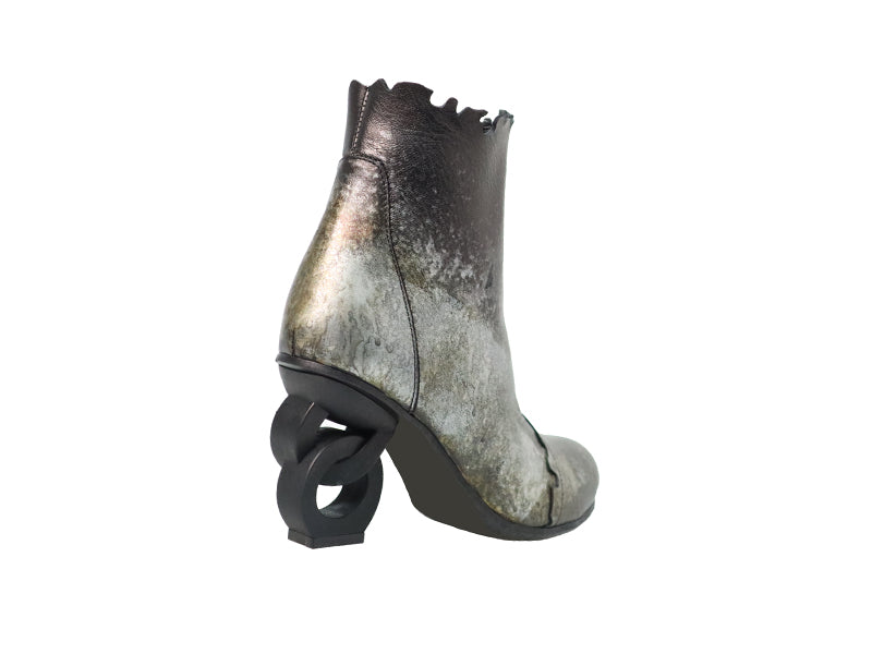 Papucei Ladies Silver Distressed Leather Ankle Boots - Dudes Boutique
