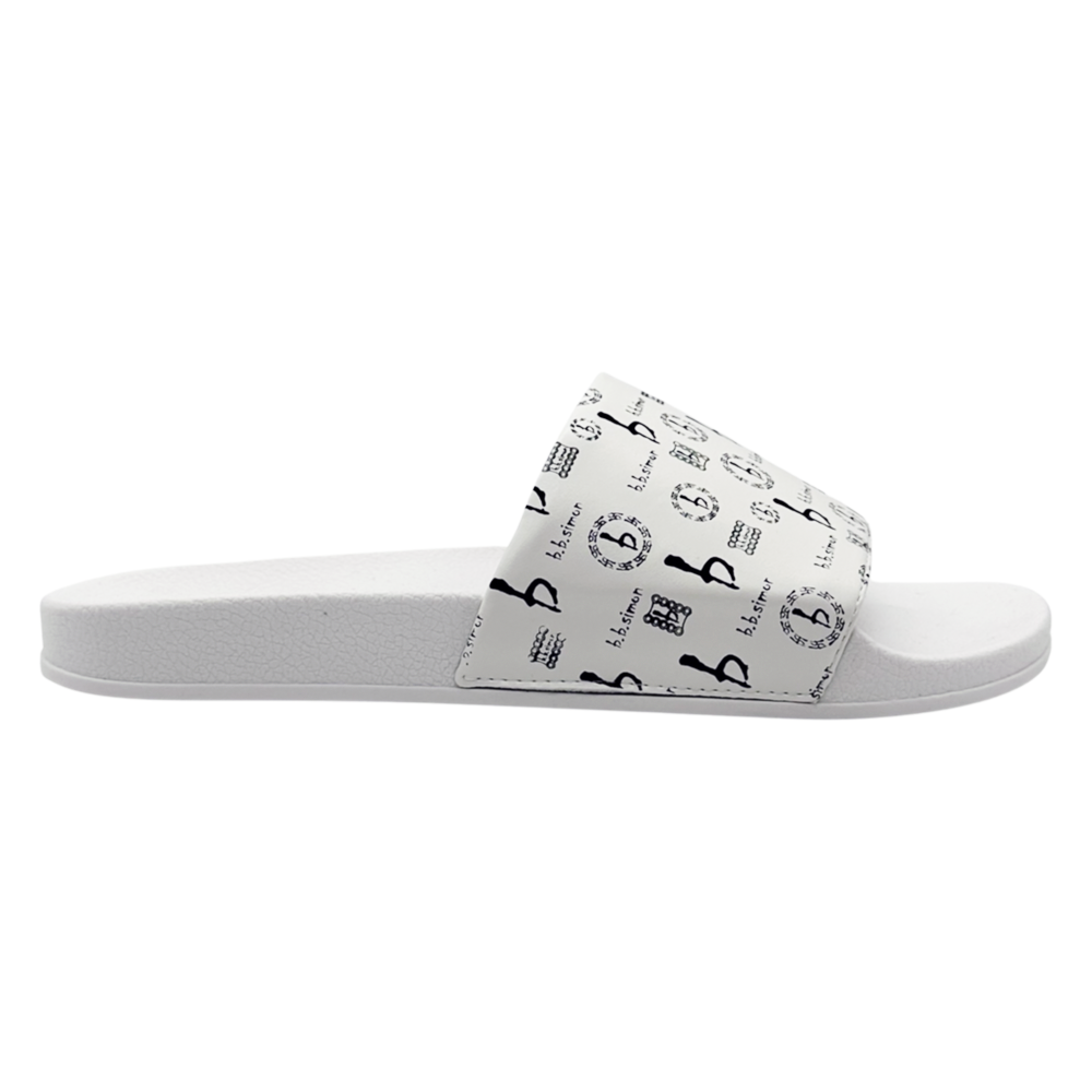 Women's Shoes | IetpShops | MCM Monogram slides | Jexagère un peu mais vous  savez tout le bien que je pense de cette running