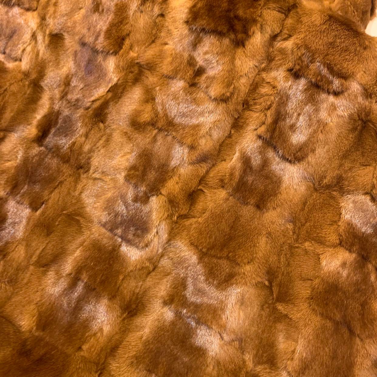 Kashani Men's Whisky Mink Diamond Cut Fox Fur Hooded Vest - Dudes Boutique